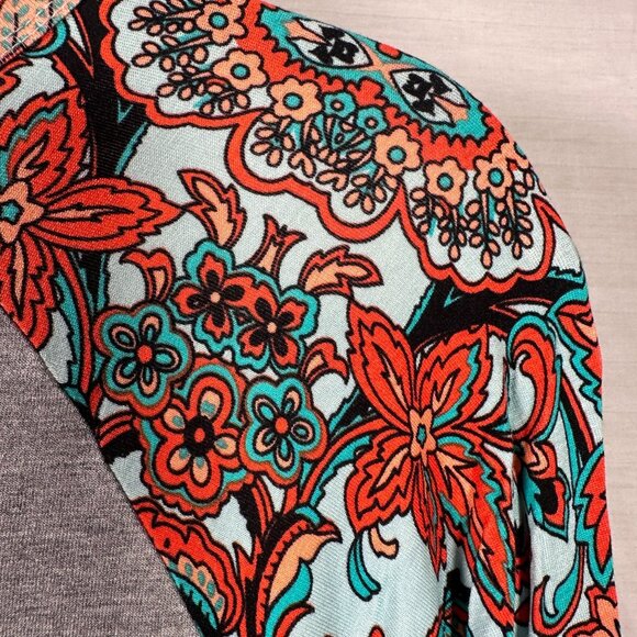 LuLaRoe RANDY Heathered Gray Orange Mandala Floral Red Raglan Tee Shirt SMALL S - Picture 5 of 6